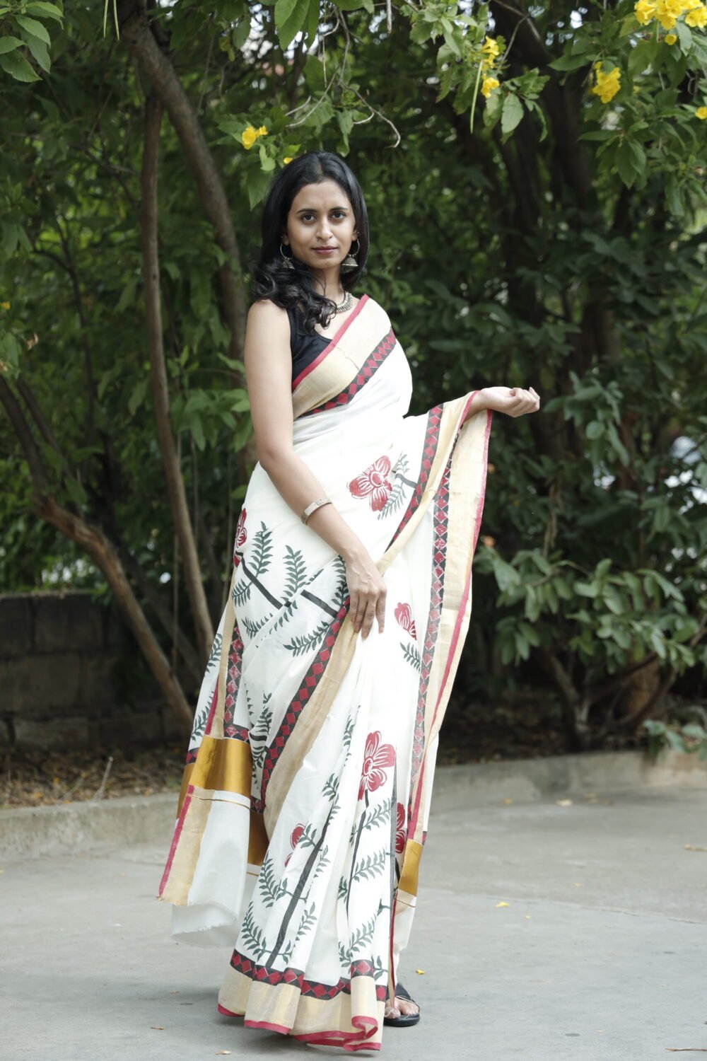 The Kerala Saree: A Symbol of Elegance and Tradition