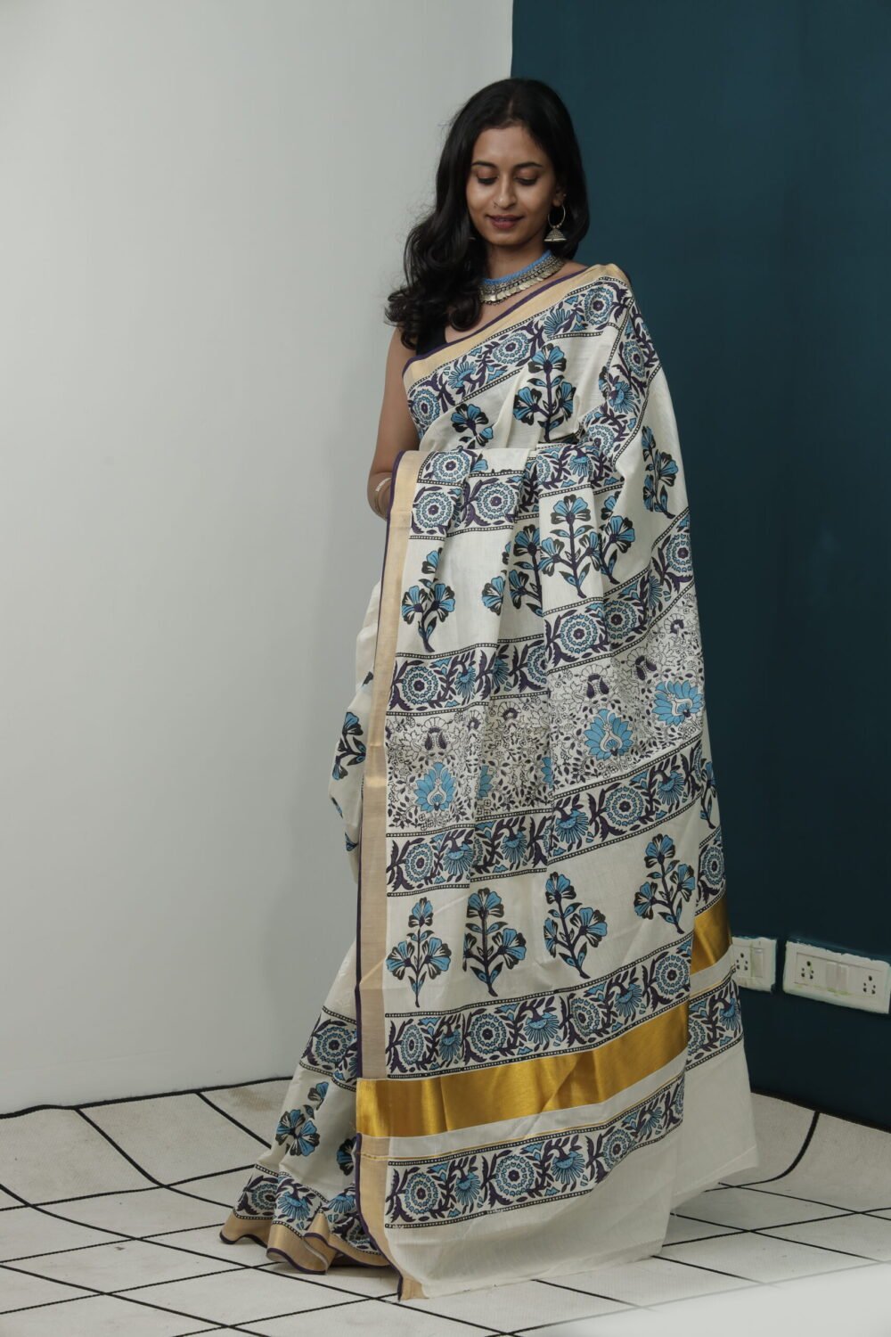Handprinted Kerala Set Saree: A Perfect Choice for Your Onam Collection - Image 2
